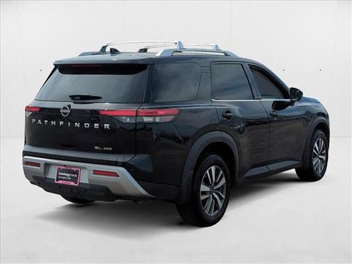 2024 Nissan Pathfinder SL 4WD