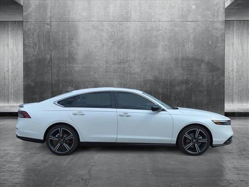 2025 Honda Accord Hybrid Base