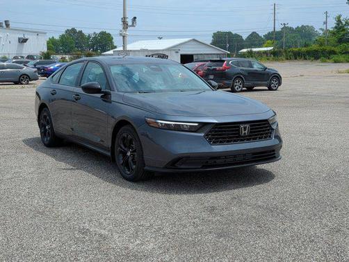 2025 Honda Accord Sport SE 1.5T