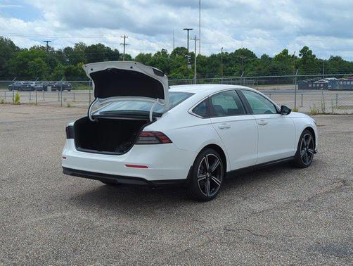 2025 Honda Accord Hybrid Base