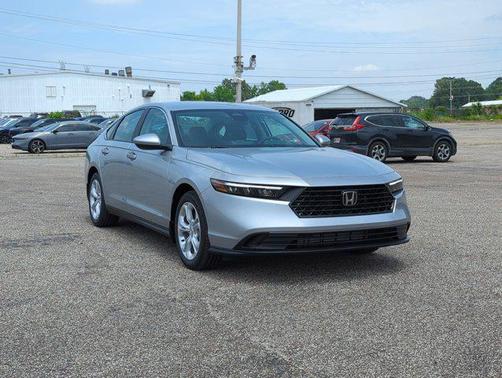 2025 Honda Accord LX 1.5T