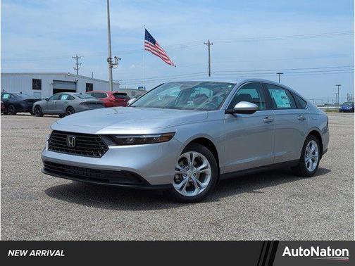 2025 Honda Accord LX 1.5T