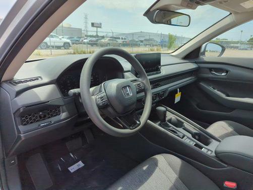 2025 Honda Accord LX 1.5T