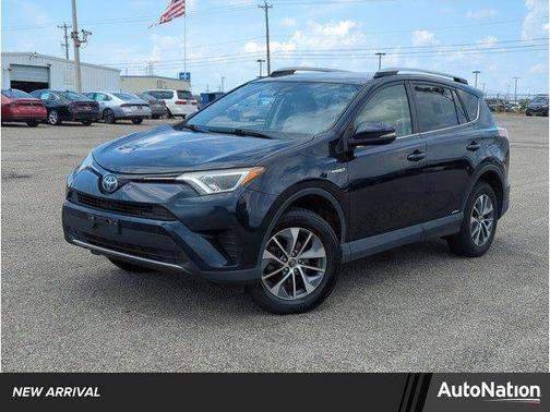 2018 Toyota RAV4 Hybrid LE