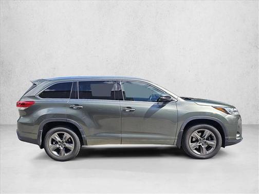 2017 Toyota Highlander Limited Platinum