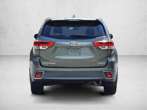 2017 Toyota Highlander Limited Platinum
