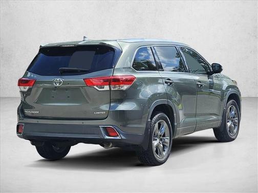 2017 Toyota Highlander Limited Platinum
