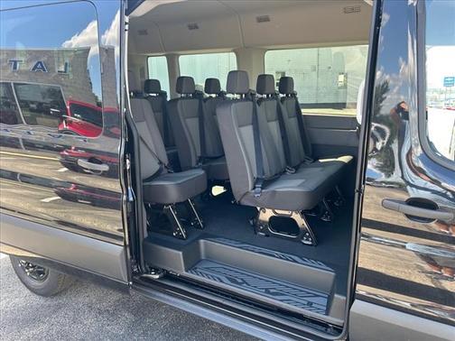 2025 Ford Transit-350 XL
