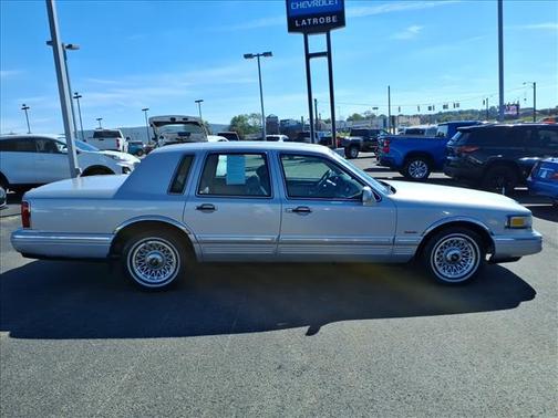 1997 Lincoln Town Car Executive