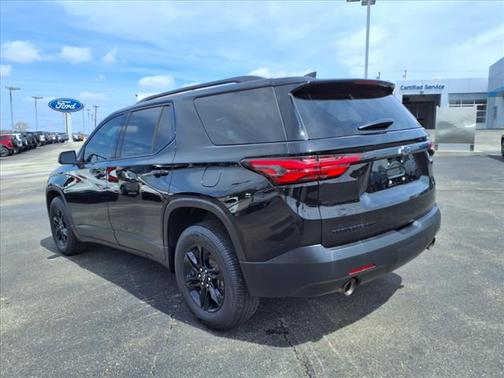 2022 Chevrolet Traverse LS
