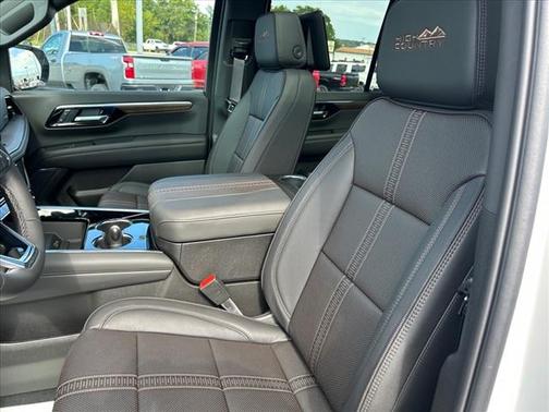 2025 Chevrolet Tahoe 4WD High Country