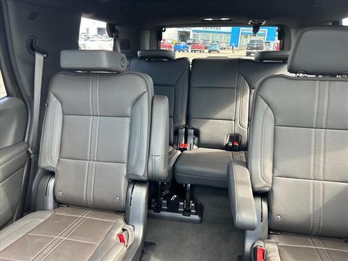 2025 Chevrolet Tahoe 4WD High Country