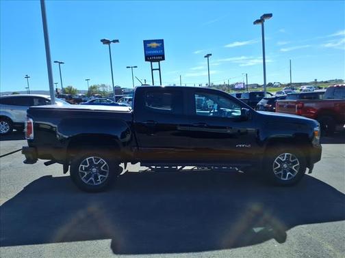2022 GMC Canyon AT4