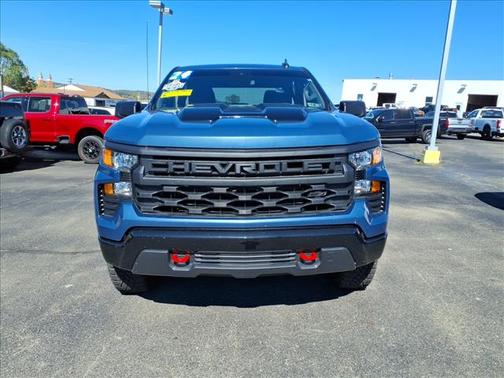 2024 Chevrolet Silverado 1500 Custom Trail Boss
