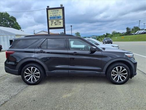 2020 Ford Explorer ST