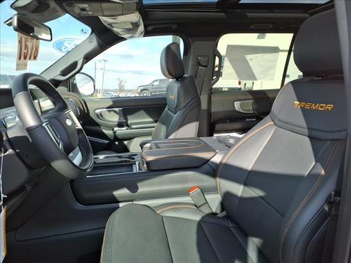 2025 Ford Expedition Tremor