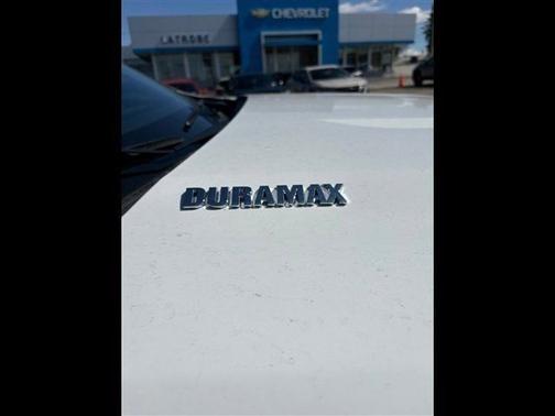 Summit White 2026 Chevrolet Silverado 1500 RST