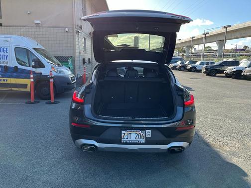 2022 BMW X4 xDrive30i