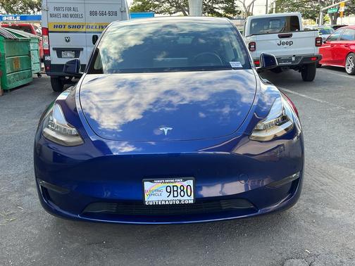 2023 Tesla Model Y Long Range