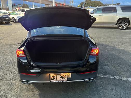 2022 Kia K5 LX