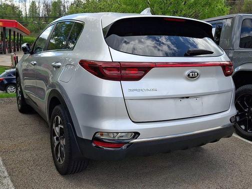 Sparkling Silver 2020 Kia Sportage LX