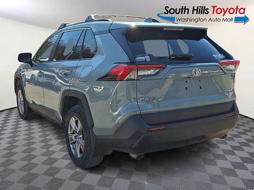 Lunar Rock 2022 Toyota RAV4 XLE