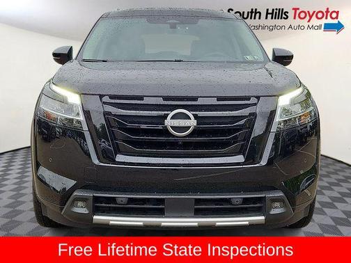 Super Black 2024 Nissan Pathfinder Platinum 4WD