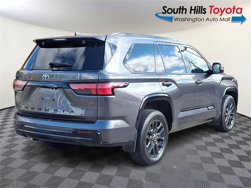 2023 Toyota Sequoia Platinum