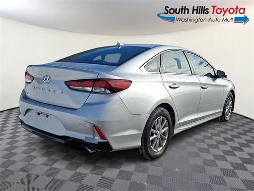 2018 Hyundai SONATA SE