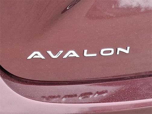 2016 Toyota Avalon Hybrid Limited