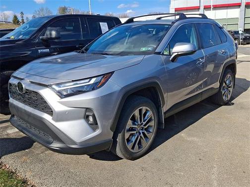 2023 Toyota RAV4 XLE Premium