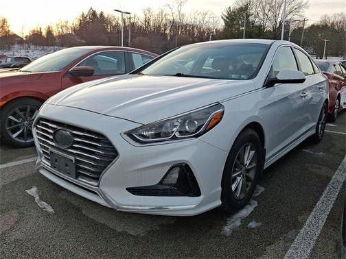 2018 Hyundai SONATA SE