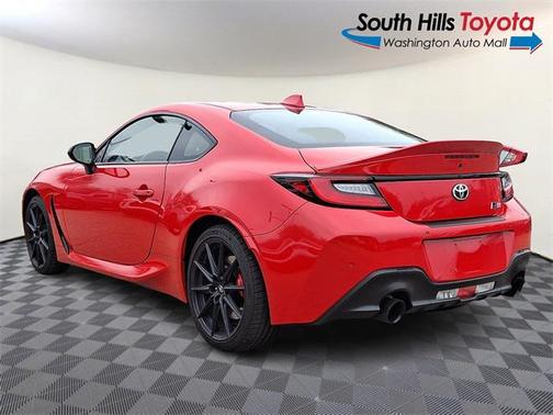2025 Toyota GR86 Premium