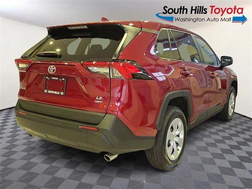 2023 Toyota RAV4 LE