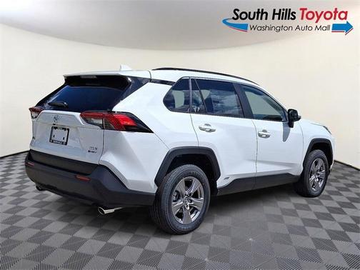 2025 Toyota RAV4 Hybrid XLE
