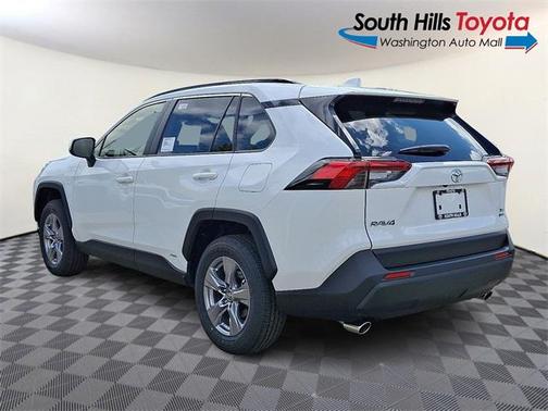 2025 Toyota RAV4 Hybrid XLE