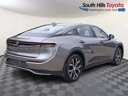 2023 Toyota Crown XLE