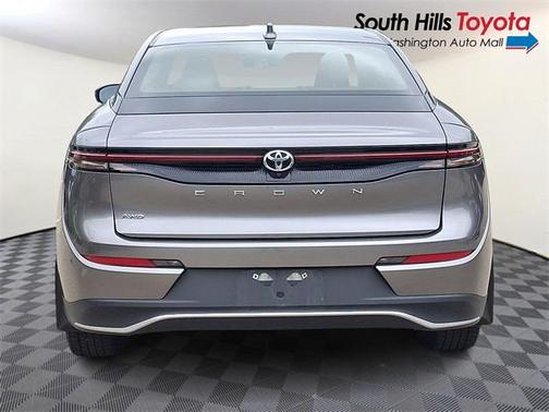 2023 Toyota Crown XLE