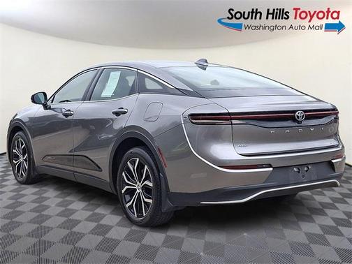 2023 Toyota Crown XLE