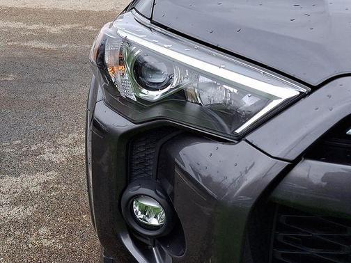 Magnetic Gray Metallic 2022 Toyota 4Runner SR5 Premium