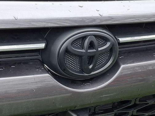Magnetic Gray Metallic 2022 Toyota 4Runner SR5 Premium