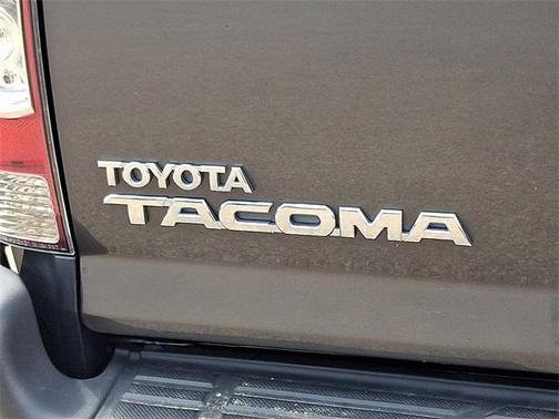 2015 Toyota Tacoma Base