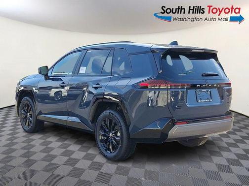 Cloud 2026 Toyota RAV4 SE