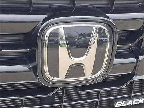 2025 Honda Ridgeline Black