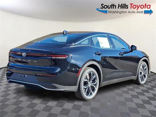 2026 Toyota Crown XLE