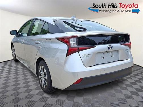 2020 Toyota Prius XLE