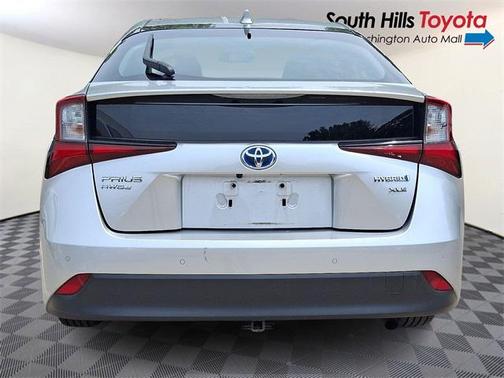 2020 Toyota Prius XLE