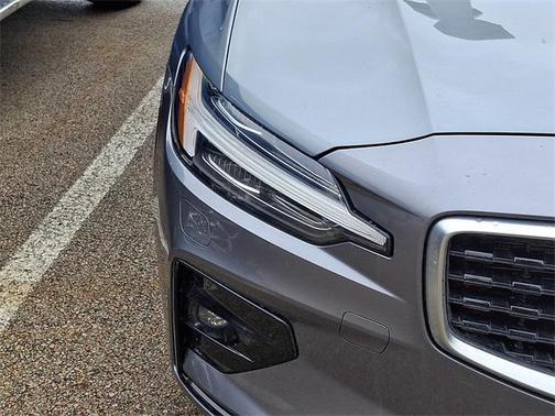 2020 Volvo S60 T6 R-Design