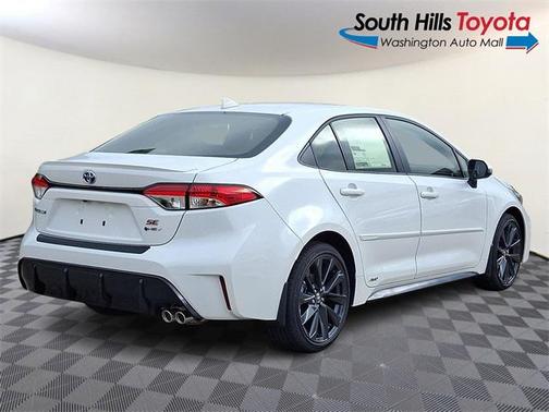 2025 Toyota Corolla Hybrid SE