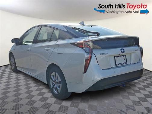 2017 Toyota Prius Four